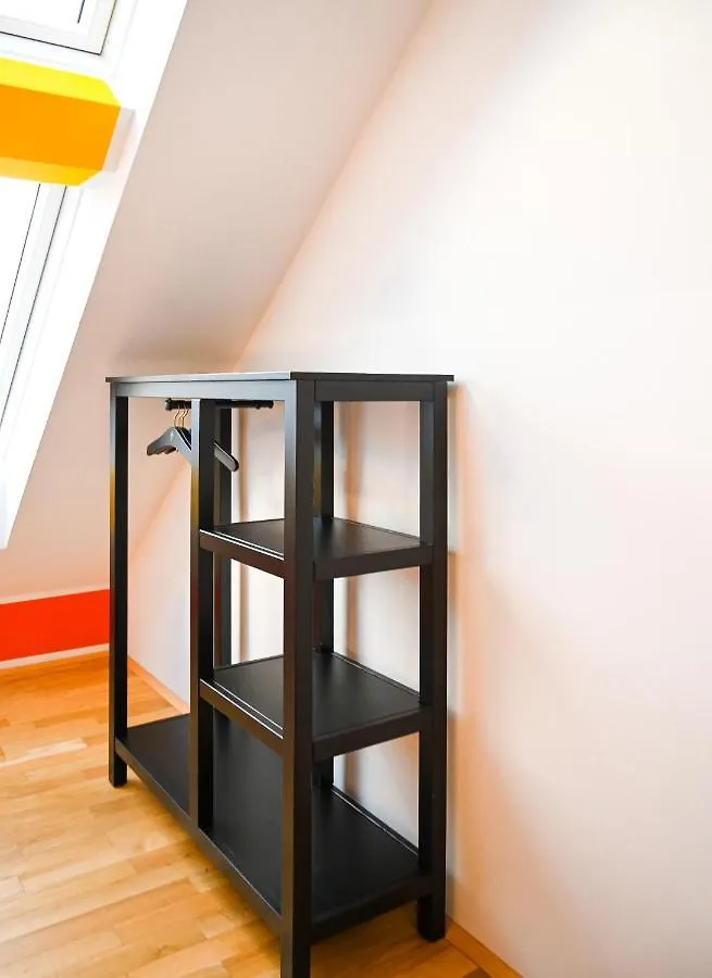 Bright Apartment Naschmarkt Vienna 0*,  Austria
